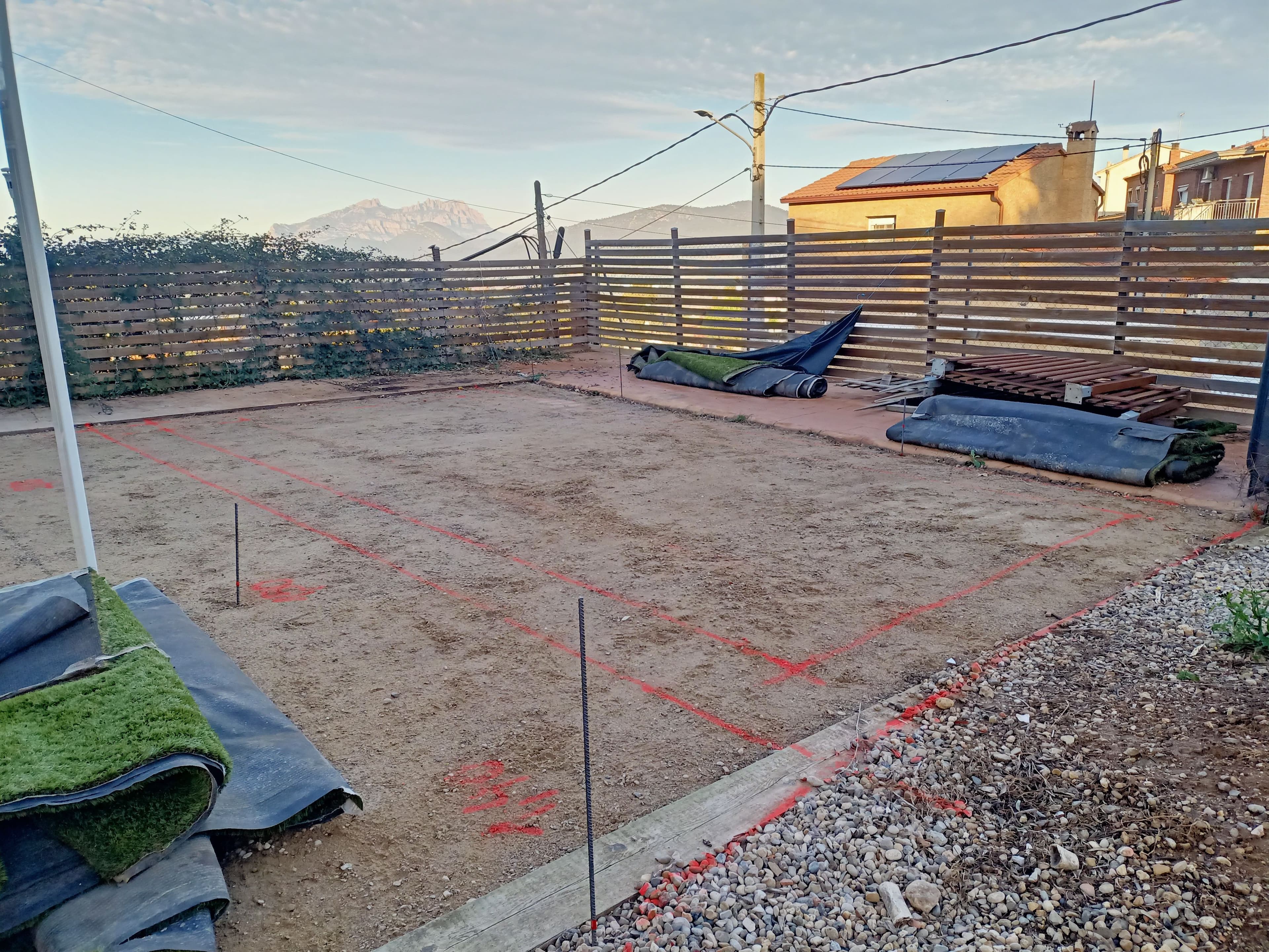 Reforma interior y exterior de una casa con vistas a Montserrat 1