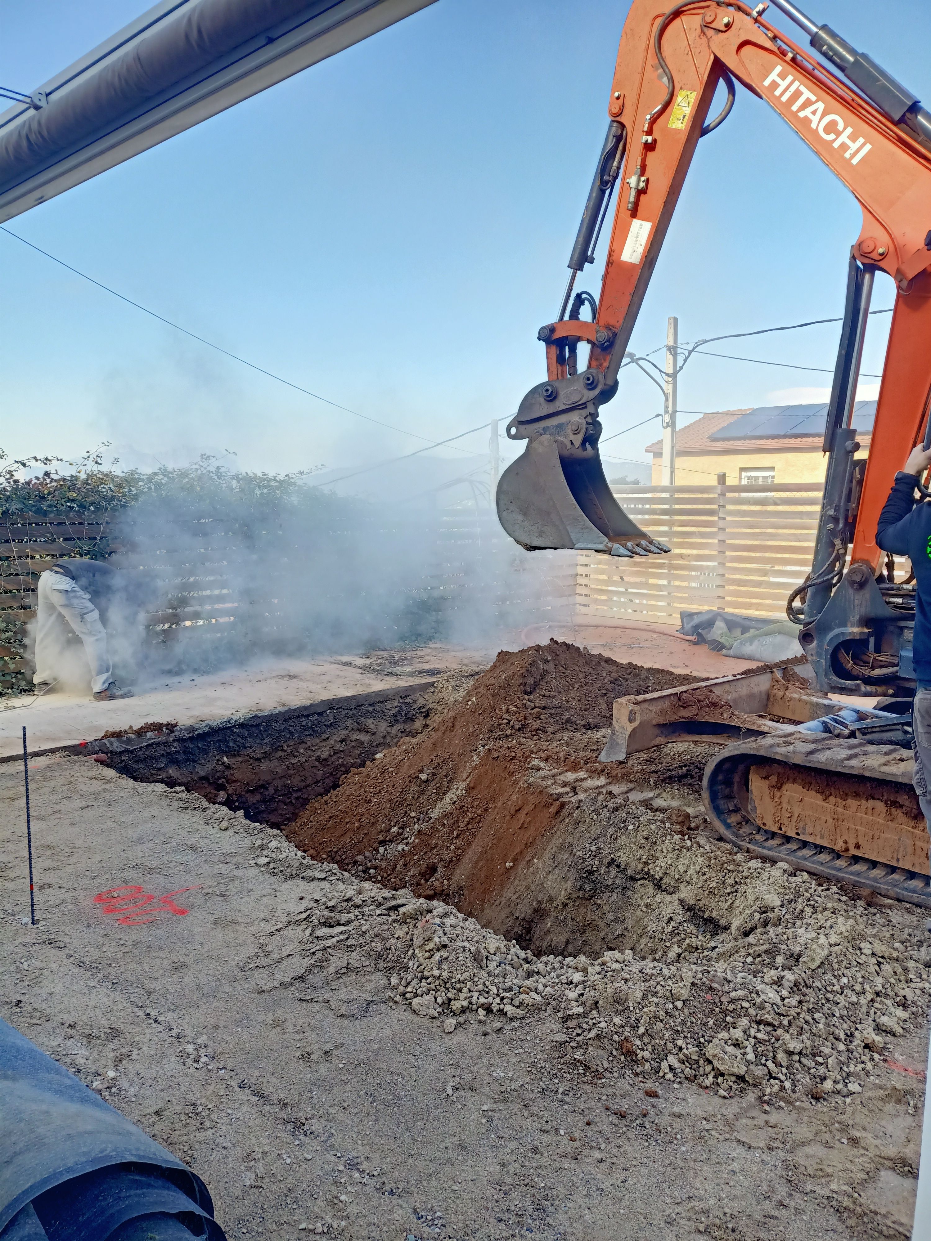 Reforma interior y exterior de una casa con vistas a Montserrat - Galería 3